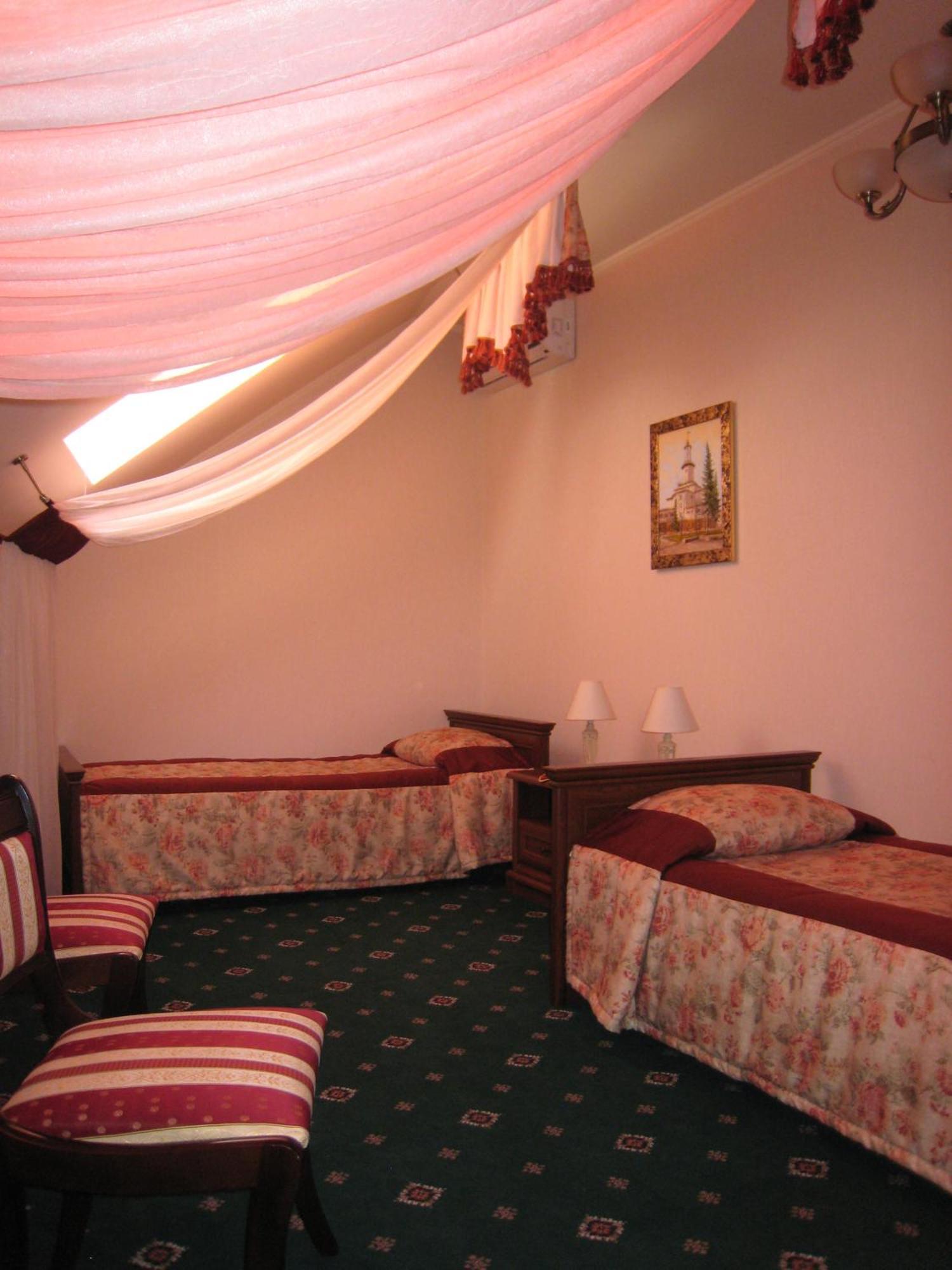 Atrium Hotel Ivano-Frankivsk Exterior foto
