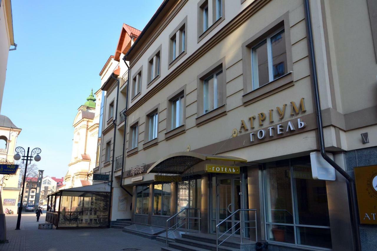 Atrium Hotel Ivano-Frankivsk Exterior foto